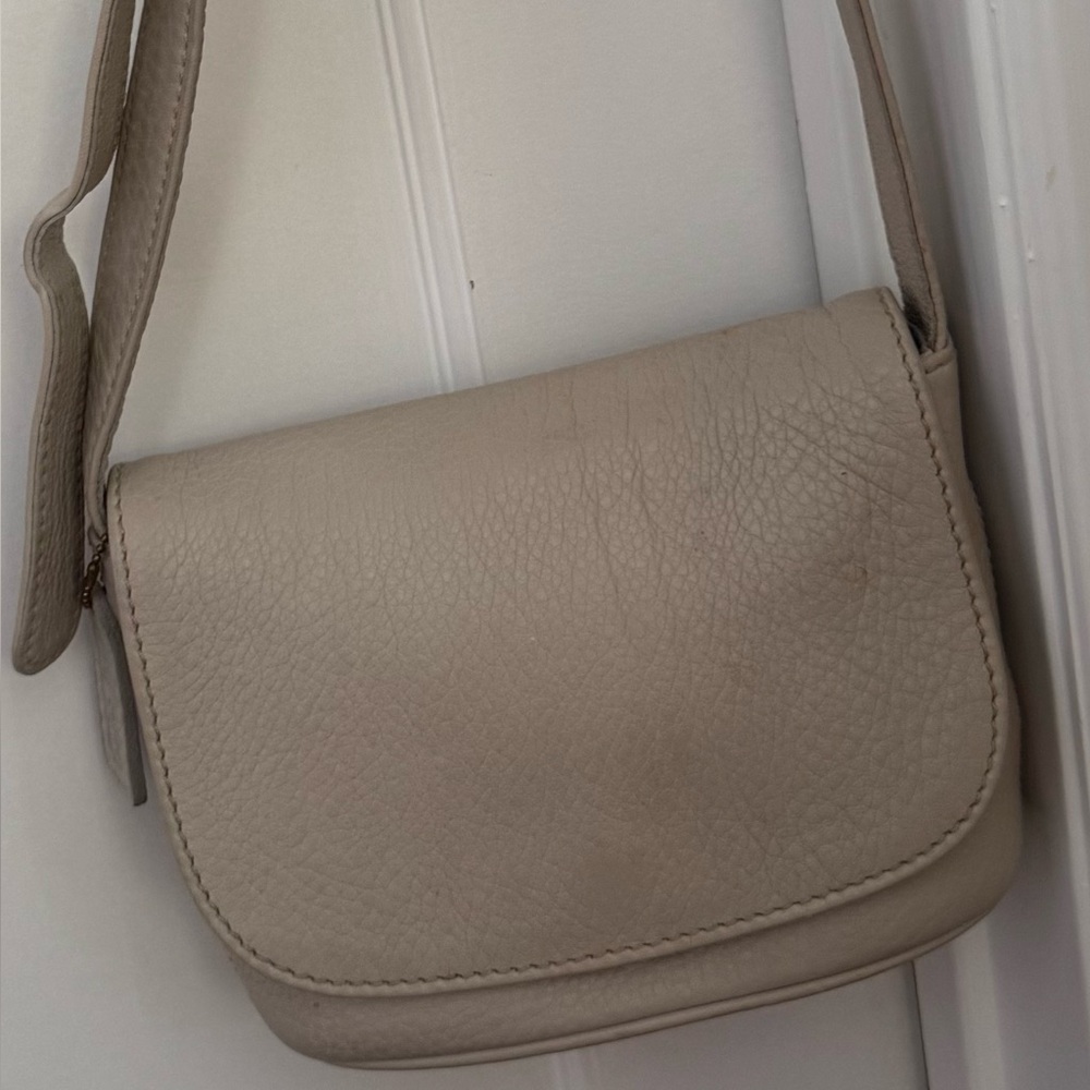Coach Vintage 1996 Sonoma Flap Crossbody Bag bone pebble leather small 4919